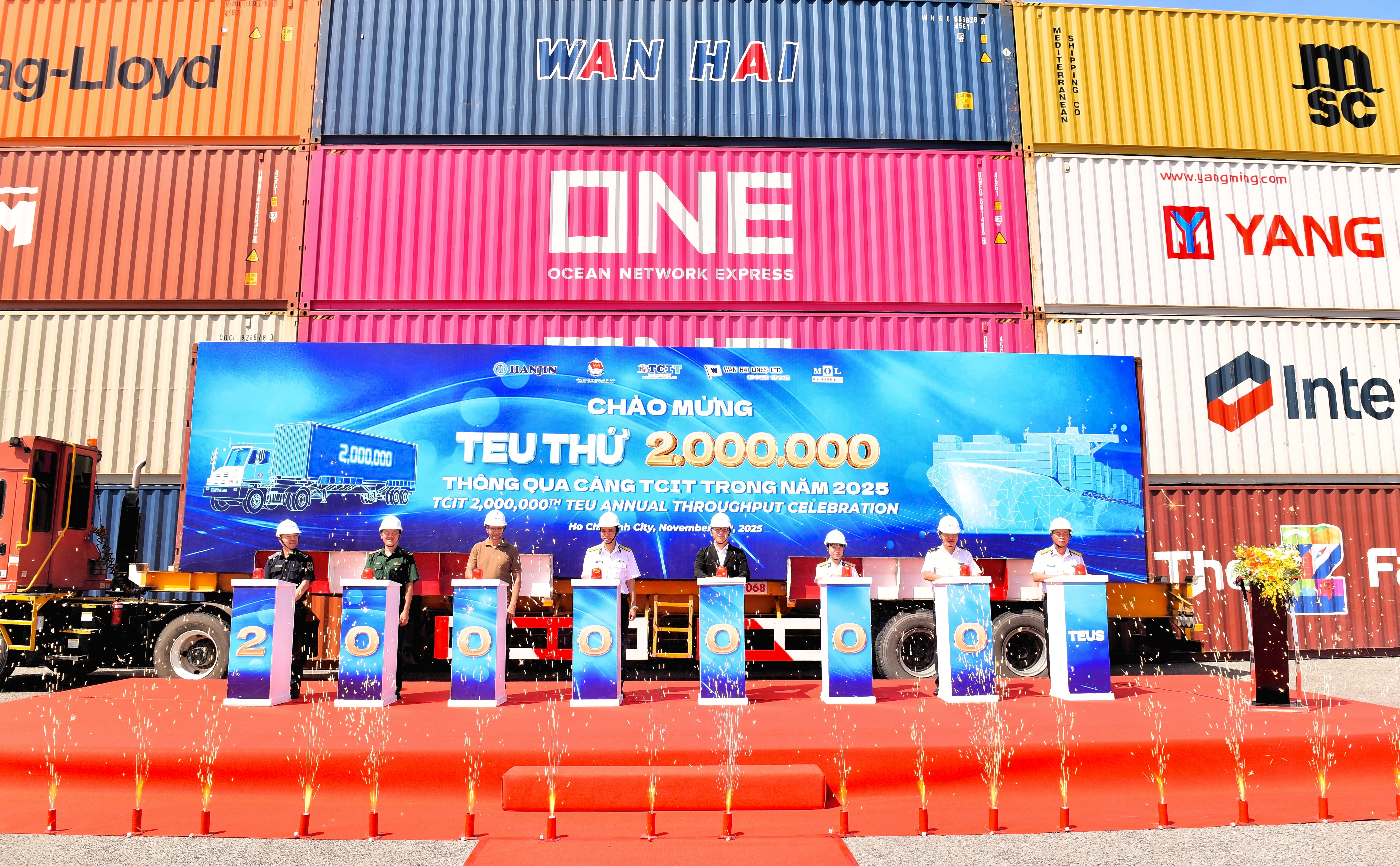 CẢNG QUỐC TẾ TÂN CẢNG – CÁI MÉP VƯỢT MỐC 2 TRIỆU TEU LẦN THỨ BA, DỰ KIẾN ĐẠT 2,2 TRIỆU TEU NĂM 2025